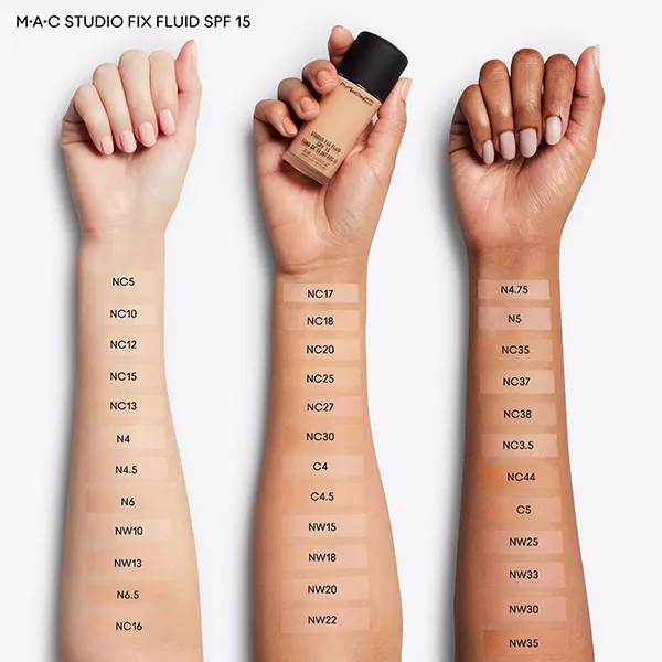 Kem Nền Trang Điểm MAC NC18 Studio Fix Fluid SPF15 30ml