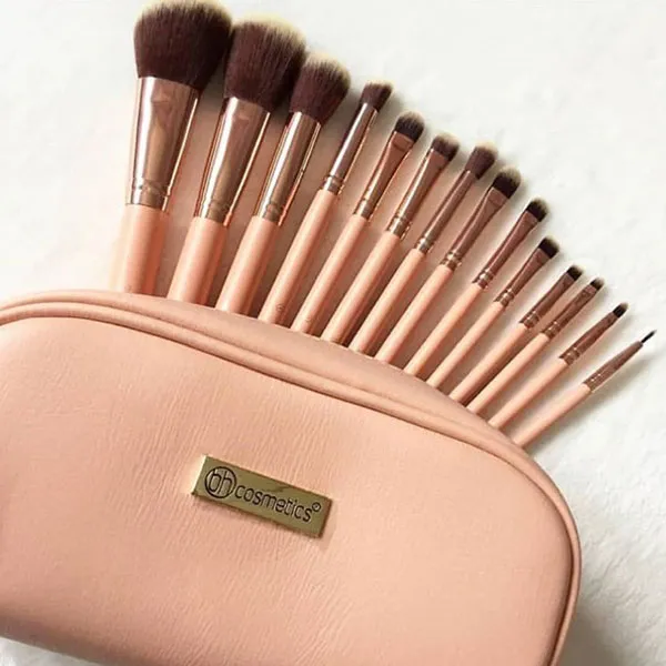 Bộ Cọ Trang Điểm Kèm Túi BH Cosmetics Chic 14 Piece Brush Set - Trang điểm - Vua Hàng Hiệu