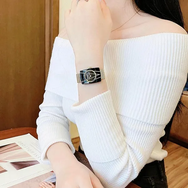Set Đồng Hồ Nữ Versus Noho Kèm Dây Mesh VSP1K0321 Màu Vàng Đen - Đồng hồ - Vua Hàng Hiệu