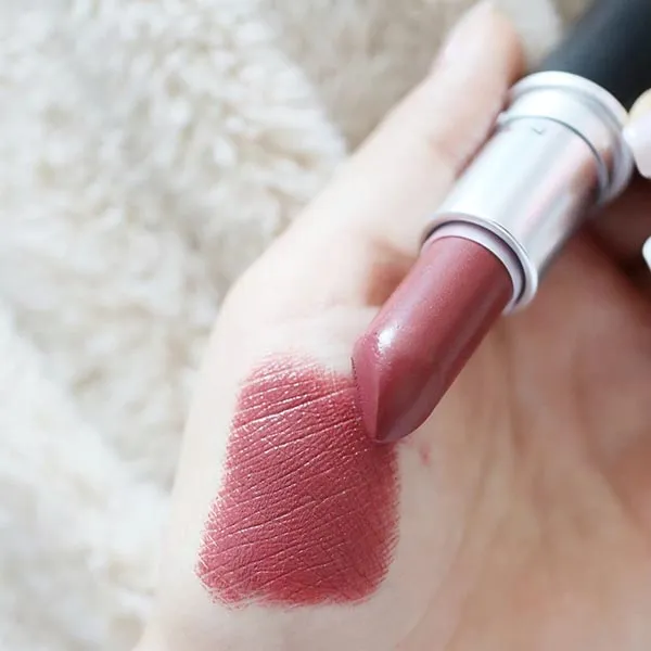 Son MAC Satin Lipstick 820 Retro Màu Đỏ Đất 3g