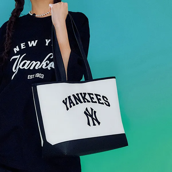 Túi Tote MLB Varsity New York Yankees 3AORL103N-50CRD Màu Đen Kem