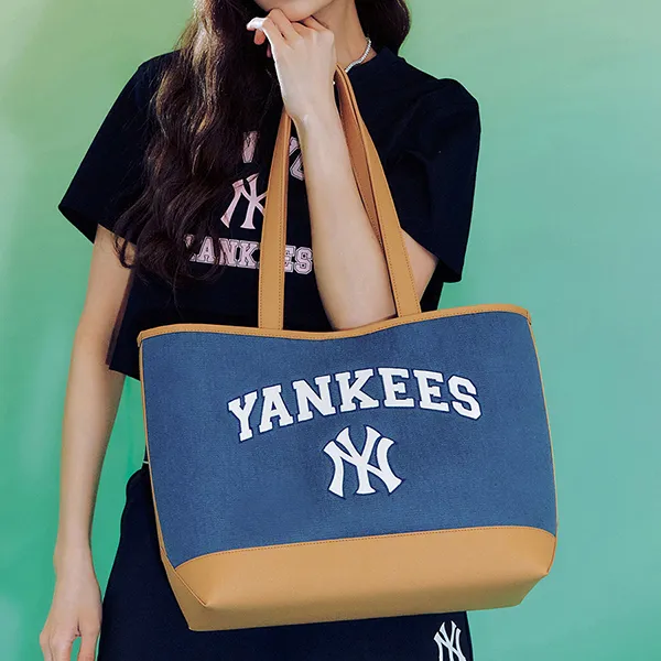 Túi Tote MLB Varsity New York Yankees 3AORL103N-50INS Màu Xanh Nâu