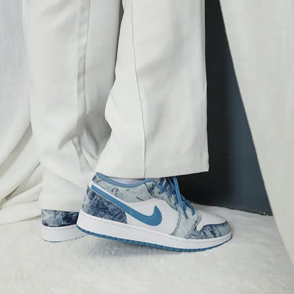 Giày Thể Thao Nike Jordan 1 Low GS Washed Denim DM8947-100 Màu Denim - Giày - Vua Hàng Hiệu
