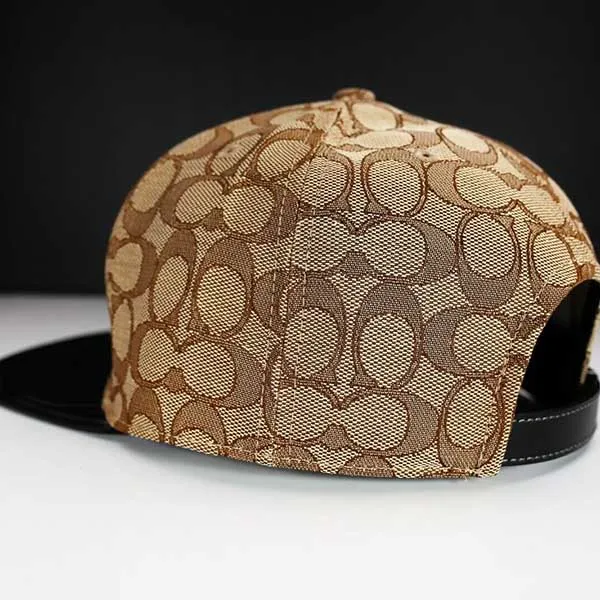 Mũ Coach Signature Jacquard Flat Brim Hat CH408 Màu Be Đen