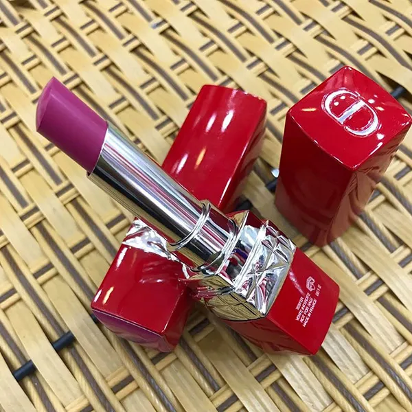 Son Dior 755 Ultra Daring Ultra Rouge Màu Tím Ánh Hồng