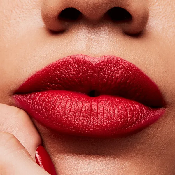 Son MAC Matte Lipstick New Year Shine Russian Red Màu Đỏ Cổ Điển 3g
