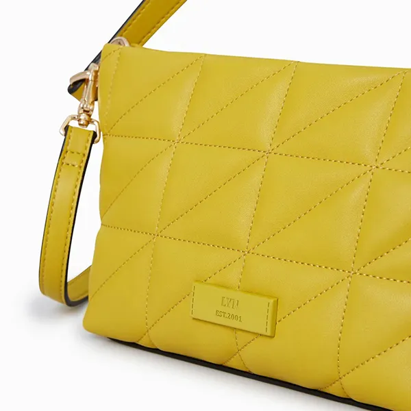 Túi Đeo Chéo Nữ Lyn Festa Shoulder Bags LL23CBS212 Màu Vàng
