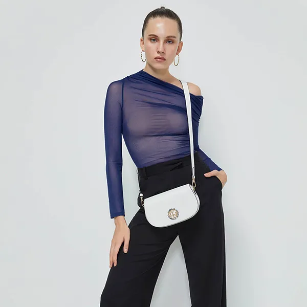 Túi Đeo Chéo Nữ Lyn Ursa Saddle Crossbody Bags LL23CBF013 Màu Trắng