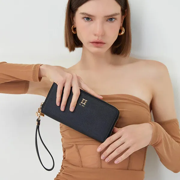 Ví Nữ Lyn Cori Coin Con Wallets LL22WWF077 Màu Đen