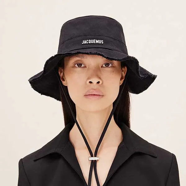 Mũ Jacquemus Le Papier Le Bob Gadjo Bucket Hat Black Màu Đen Size 56
