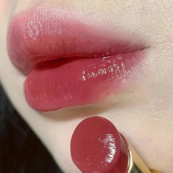 Son Dưỡng Yves Saint Laurent YSL Rouge Volupte Shine 154 Chesnut Corset Màu Đỏ Hồng