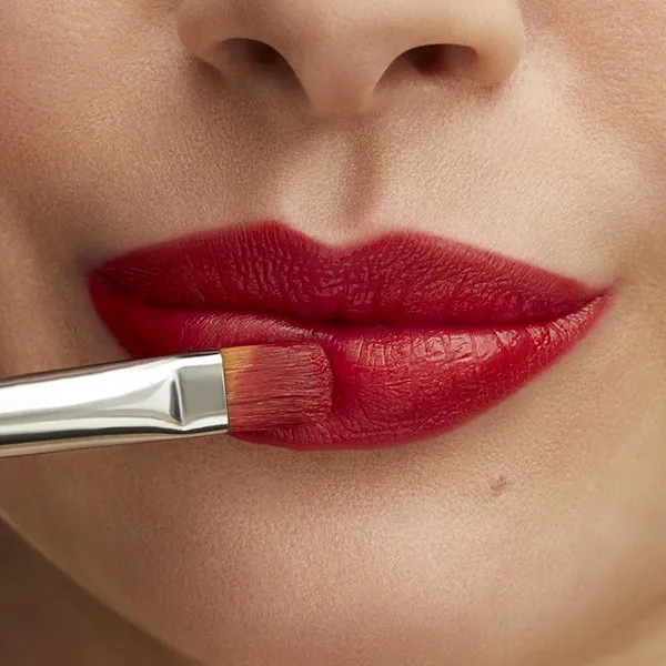 Son MAC Lustreglass Lipstick 557 Flustered Màu Đỏ Tươi