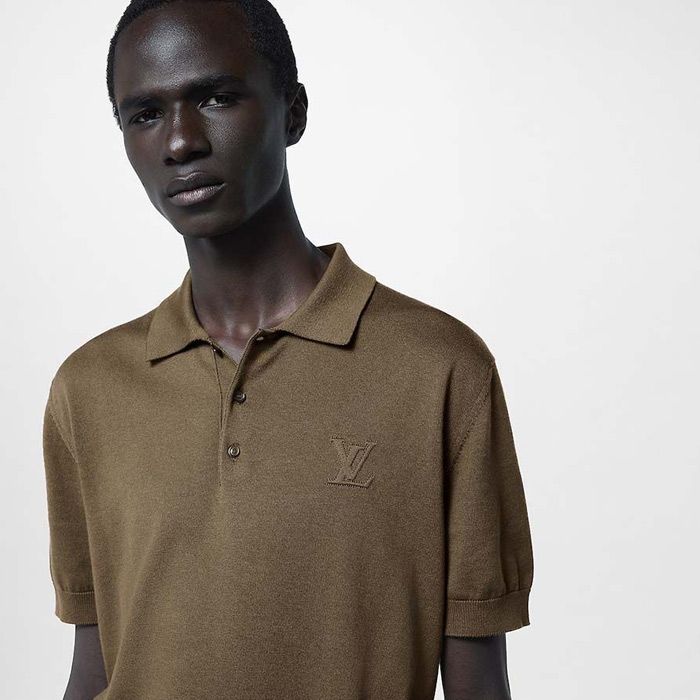 Top 10 mẫu áo thun nam có cổ hàng hiệu bán chạy nhất -11