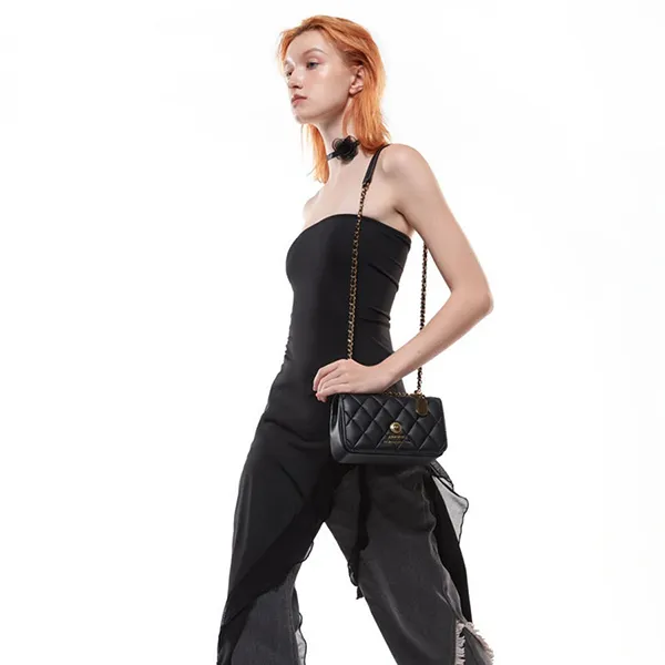 Túi Đeo Chéo Nữ Lyn Kira S Crossbody Bags LL23SBF232 Màu Đen