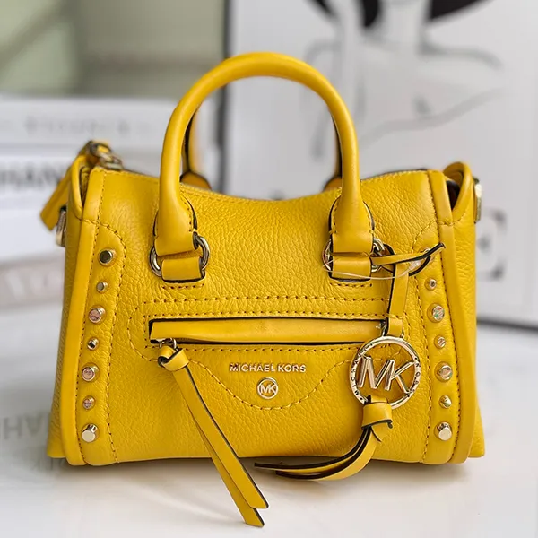 Túi Đeo Chéo Nữ Michael Kors MK Carine Small Studded Pebbled Leather Satchel In Cider 32T0GCCC0L Màu Vàng