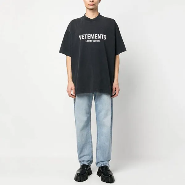 Áo Phông Nam Vetements Black With Logo Printed Tshirt UE63TR720XWASHEDBLACK Màu Đen - Thời trang - Vua Hàng Hiệu