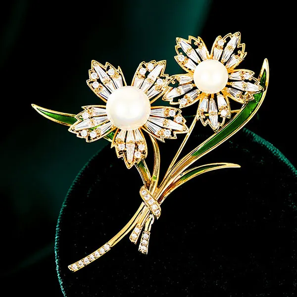 Cài Áo Nữ Meri Cao Cấp Blooming Daisy BR540 Màu Vàng