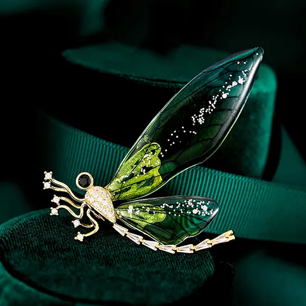 Cài Áo Nữ Meri Cao Cấp Green DragonFly BR535 Màu Xanh