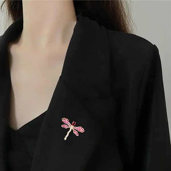 Cài Áo Nữ Meri Cao Cấp Pinky DragonFly BR539-H Màu Hồng