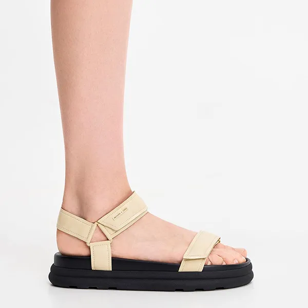 Dép Sandal Nữ Charles & Keith CNK Patent Strappy Sports Sandals Patent 70580209 Đen Vàng Size 37