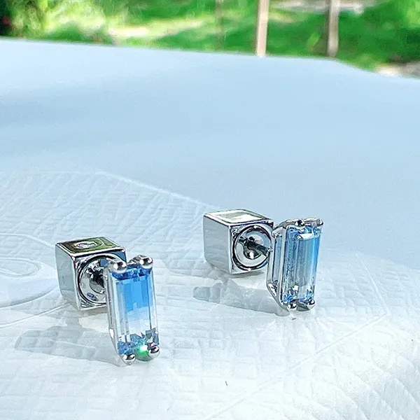 Khuyên Tai Nữ Swarovski Stilla Stud Earrings Baguette Cut, Blue, Rhodium Plated 5639132 Màu Xanh