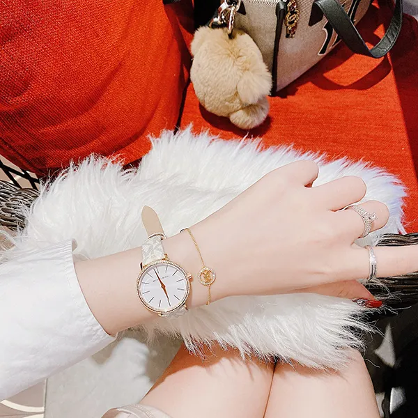 Set Đồng Hồ + Vòng Đeo Tay Nữ Michael Kors Pyper Quartz White Dial Ladies Watch And Bracelet Set MK1037 Màu Trắng
