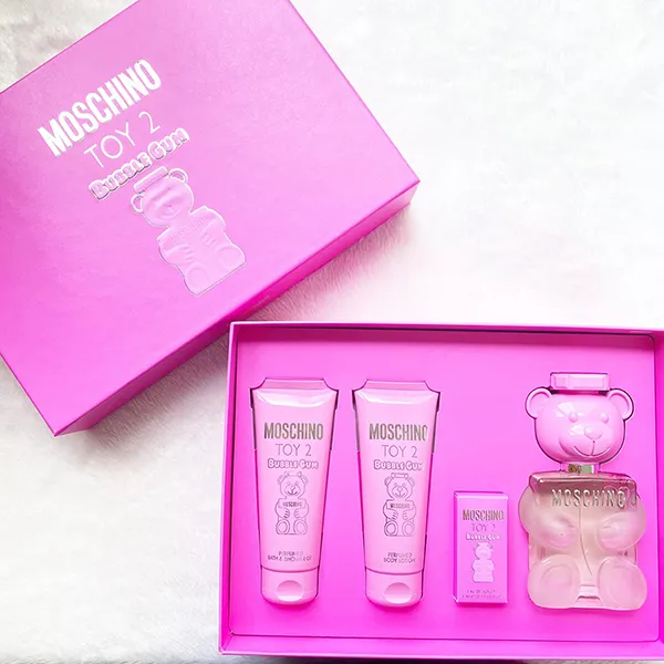 Set Nước Hoa Nữ Moschino Toy 2 Bubble Gum EDT + Sữa Tắm + Dưỡng Thể Set 4 Món - Nước hoa - Vua Hàng Hiệu