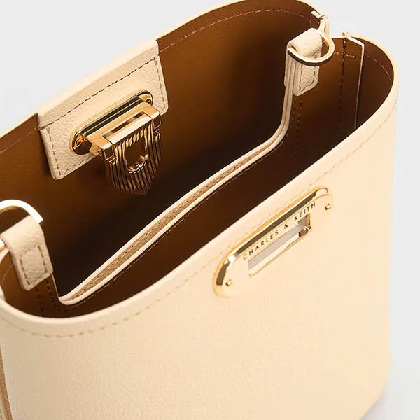 Túi Đeo Chéo Nữ Charles & Keith CNK Alcott Bucket Bag Beige 10782094 Màu Be
