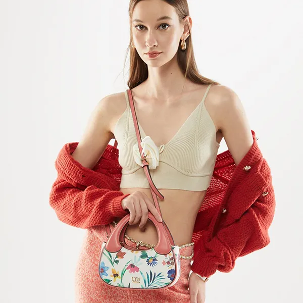 Túi Đeo Chéo Nữ Lyn Abigale Top Handle Handbags LL23FBF088 Màu Hồng