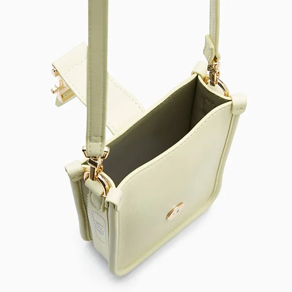 Túi Đeo Chéo Nữ Lyn Kanny Sling Crossbody Bags LL23SBF271 Màu Vàng