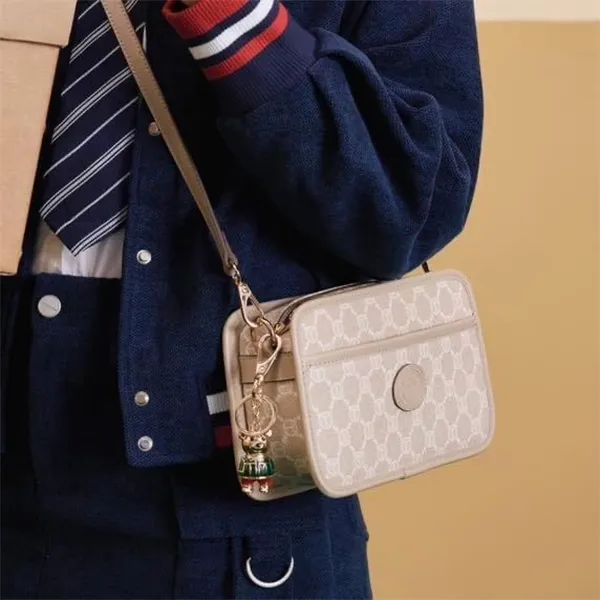 Túi Đeo Chéo Nữ TTWN BEAR TN2838 Màu Ghi Lưới