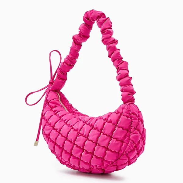 Túi Đeo Vai Nữ Lyn Souffle Bean Crossbody Bags LL23FBF237 Màu Hồng - Túi xách - Vua Hàng Hiệu