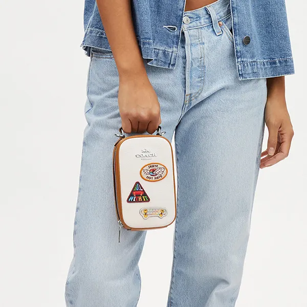 Túi Đựng Điện Thoại Coach Eva Phone Crossbody With Patches CJ650 Màu Trắng Nâu