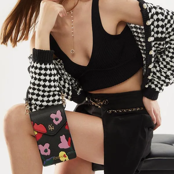 Túi Đựng Điện Thoại Nữ Lyn Lola Mobile Pocket Wallets LL23FWF028 Màu Đen - Túi xách - Vua Hàng Hiệu