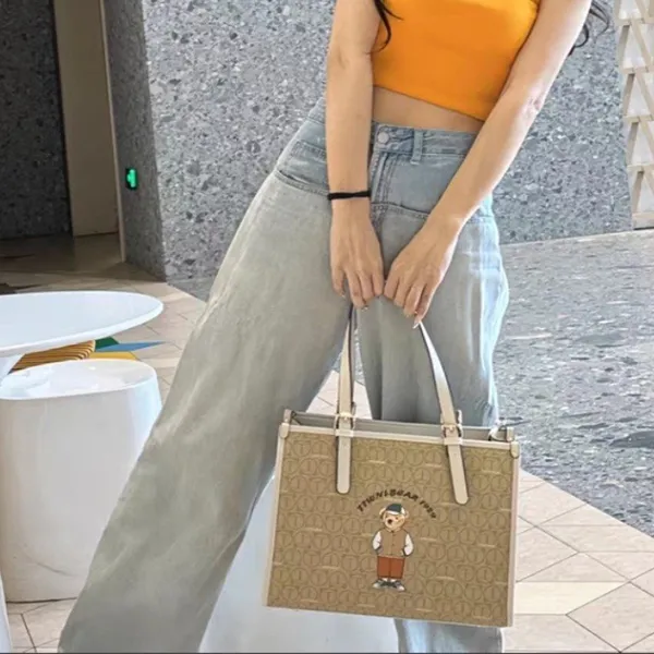 Túi Tote Nữ TTWN BEAR TN3262 Màu Khaki