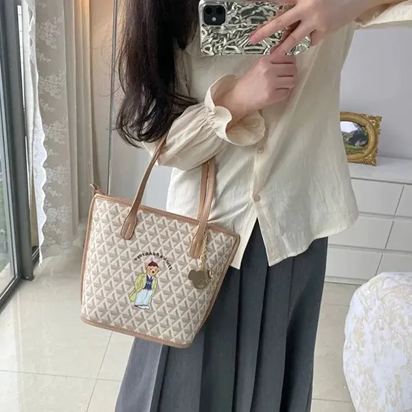 Túi Xách Nữ TTWN BEAR TN3083 Lưới Vàng