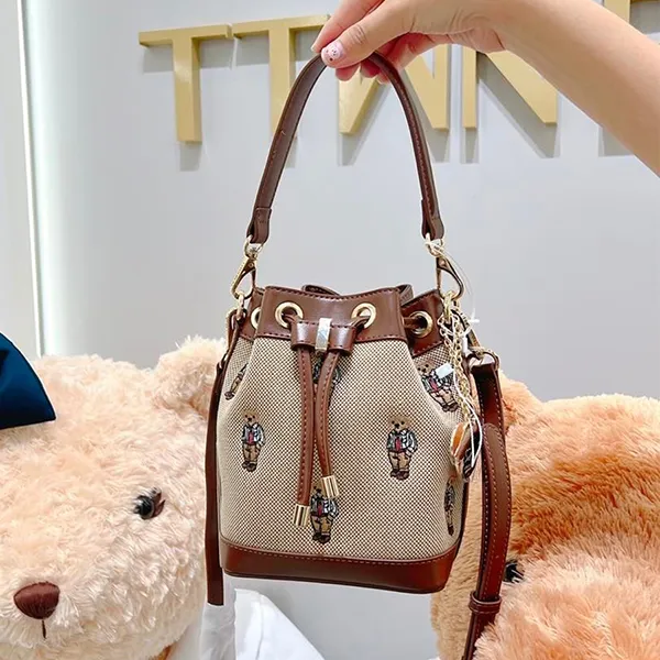 Túi Xách Tay Nữ TTWN BEAR TN1713 Màu Be Viền Nâu