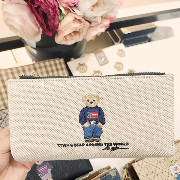 Ví Nữ TTWN BEAR Họa Tiết Gấu TT2446 Màu Be