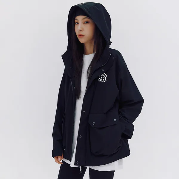 Áo Khoác Gió MLB Logo New York Yankees 3AWJB0134-50BKS Màu Đen