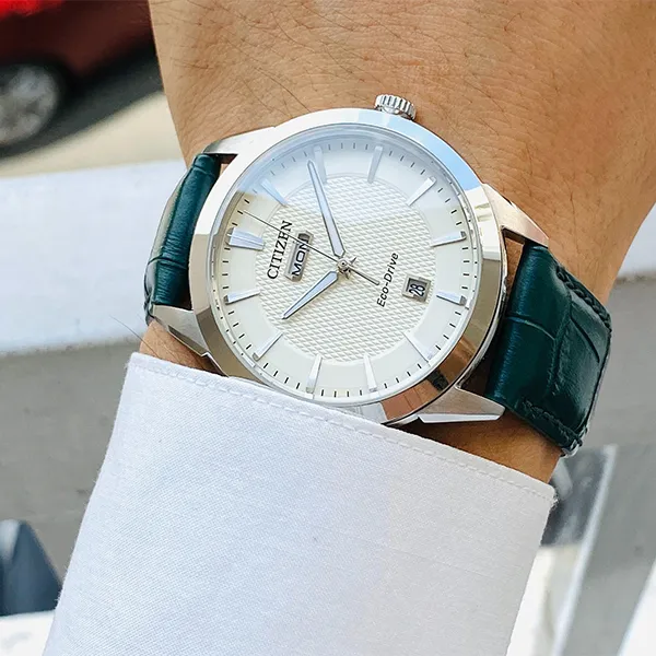 Đồng Hồ Nam Citizen Eco-Drive Rolan Ivory Dial Leather Strap AW0090-11Z Màu Xanh Bạc