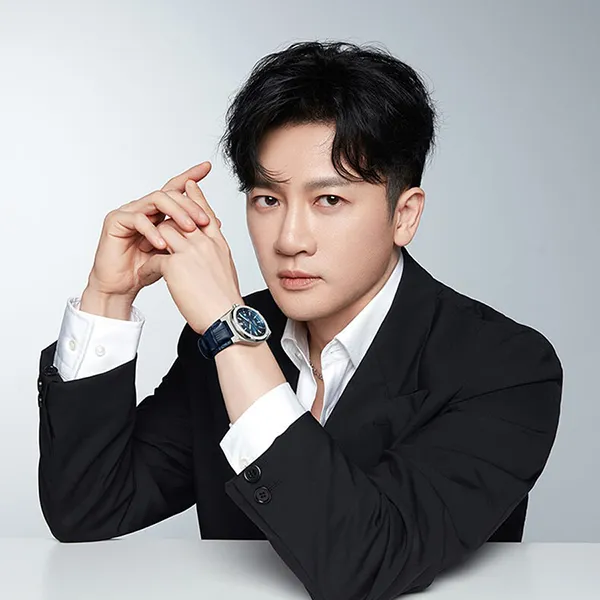 Đồng Hồ Nam I&W Carnival 711G4 Automatic Màu Xanh Bạc