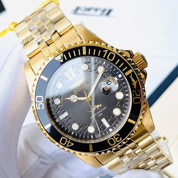 Đồng Hồ Nam Invicta Diver 30614 Màu Đen Vàng
