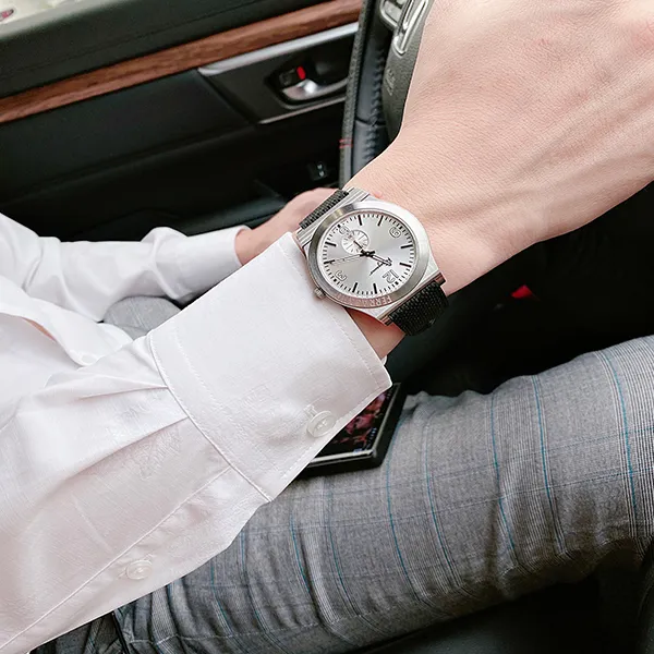Đồng Hồ Nam Salvatore Ferragamo Gancini Màu Đen Bạc