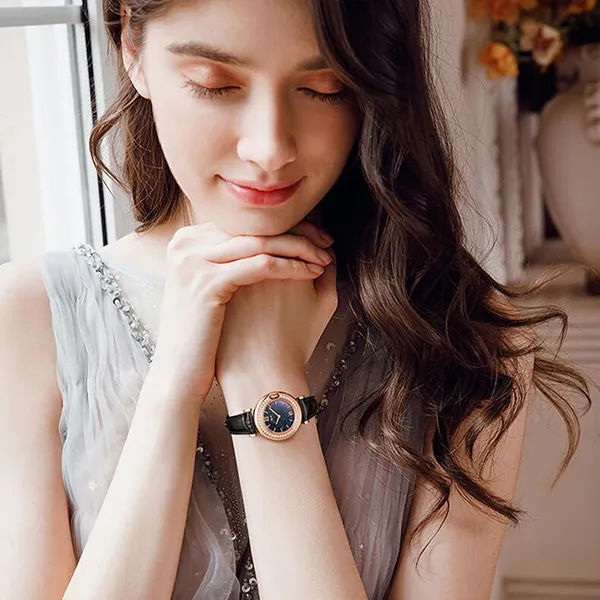 Đồng Hồ Nữ I&W Carnival 3011L3 Quartz Màu Xanh Đen