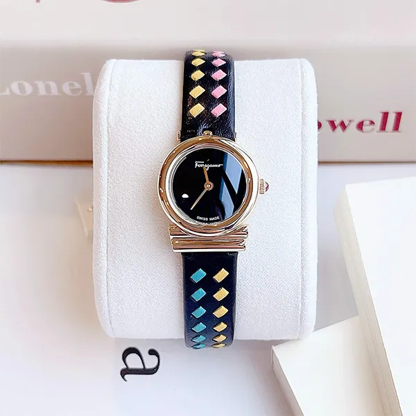 Đồng Hồ Nữ Salvatore Ferragamo Gancino Màu Đen Vàng