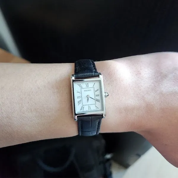 Đồng Hồ Nữ Seiko Quartz White Dial Black Leather Ladies Watch SWR053 Màu Đen Bạc - Đồng hồ - Vua Hàng Hiệu