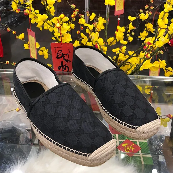 Giày Slip On Gucci Vân Mono 4669031948 Màu Đen Size 7