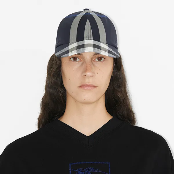 Mũ Burberry Check Cotton Blend Baseball Cap 8072241 Phối Màu Size S