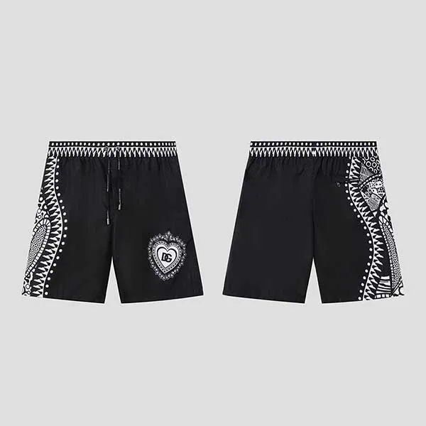 Quần Short Nam Dolce & Gabbana D&G Heart Logo Printed M4A12T FHMNL HA3TV Màu Đen