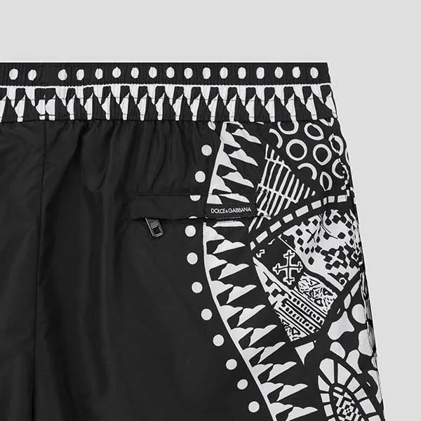 Quần Short Nam Dolce & Gabbana D&G Heart Logo Printed M4A12T FHMNL HA3TV Màu Đen